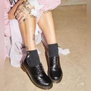 Dr. Martens 1461 Women’s Smooth Leather Oxford Shoes AS NEW